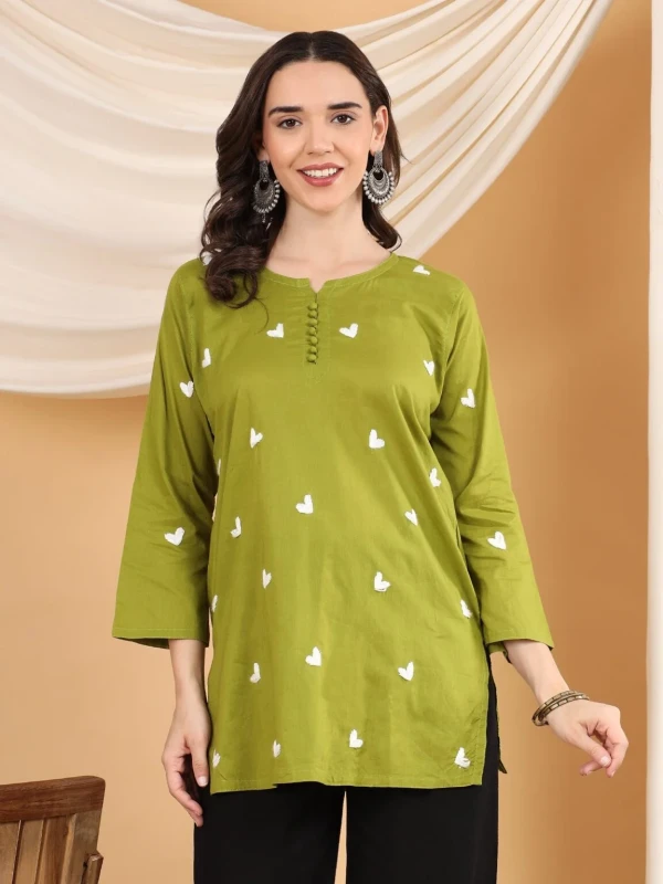 Embroidery Love Tops-5